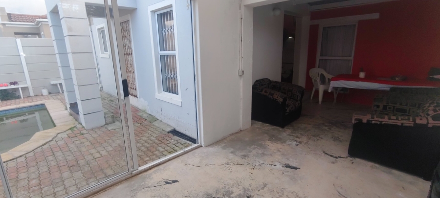 3 Bedroom Property for Sale in Rondevlei Park Western Cape
